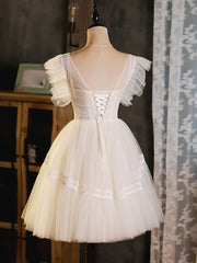 Light Champagne Round Neck Tulle Lace Short Prom Dress Outfits For Girls, Puffy Homecoming Dress