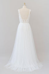 Long A-line Open Back V-neck Lace Tulle Wedding Dress