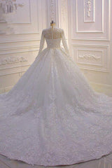 Long High neck Appliques Lace Ball Gown Wedding Dress Outfits For Women with Sleeves