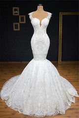 Mermaid Glamorous Straps Appliques Backless Sleeveless Bridal Gown