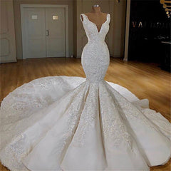 Modern Mermaid Lace Wedding Dresses Online Straps Luxurious Bridal Gowns with Long Train