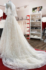 Modest Long A-line Sweetheart Tulle Lace Appliques Wedding Dress Outfits For Women with Sleeves