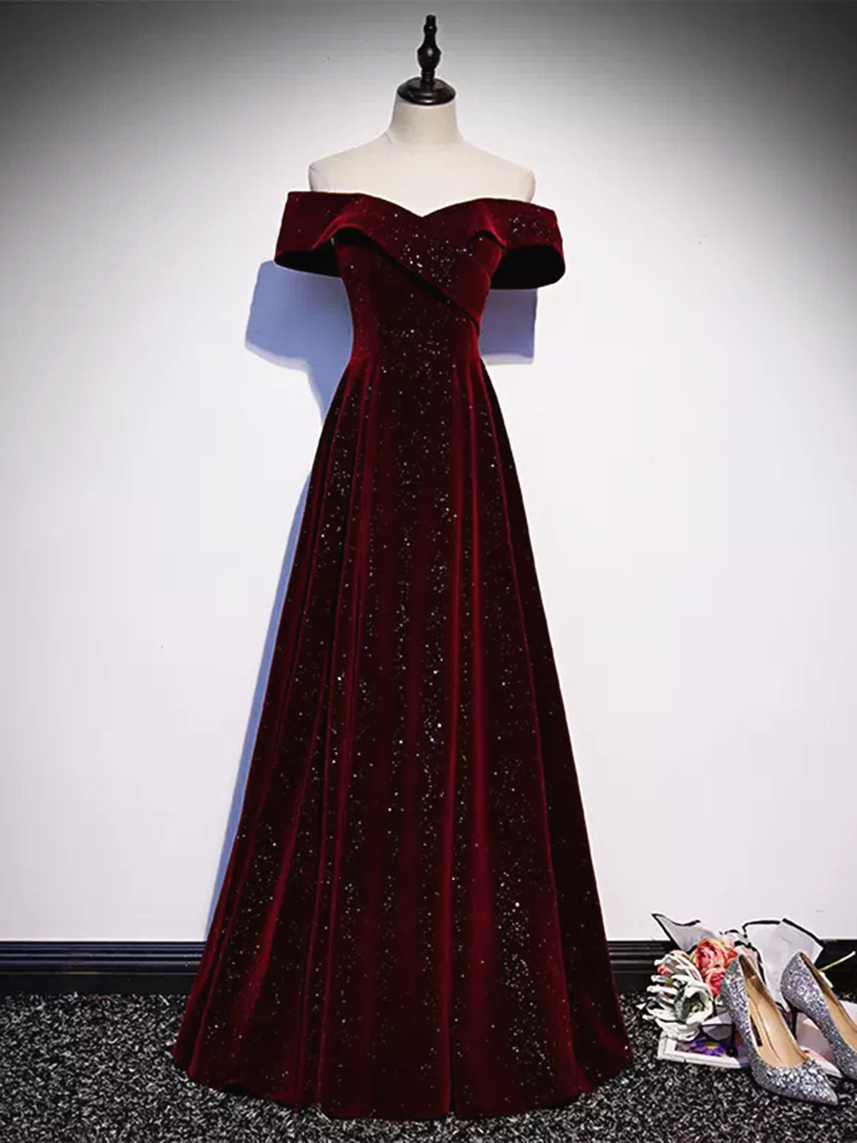 Off the Shoulder Burgundy Velvet Long Prom Dresses For Black girls For Women, Wine Red Long Formal Graduation Dresses