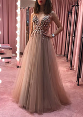 Princess V Neck Court Train Tulle Prom Dress Outfits For Women With Appliqued Beading