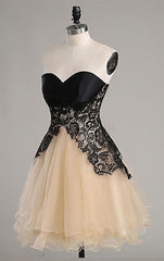 Black Lace Sweatheart Cute Short custom Elegant Wowen Short For Teens Prom Dresses