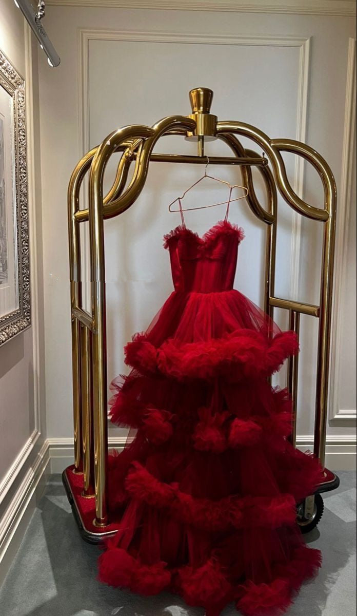 Red Ruffled Tiered Tulle Maxi Ball Gown Sweetheart Spaghetti Straps Ruffled A-Line Arabian Evening Gown