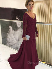 Sheath V-neck Sweep Train Tulle Mother of the Bride Dresses For Black girls With Appliques Lace