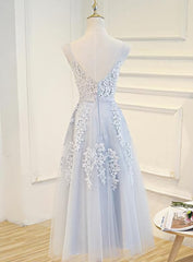 Simple Pretty Light Grey Tea Length Prom Dress Outfits For Girls, Tea Length Bridesmaid Dress