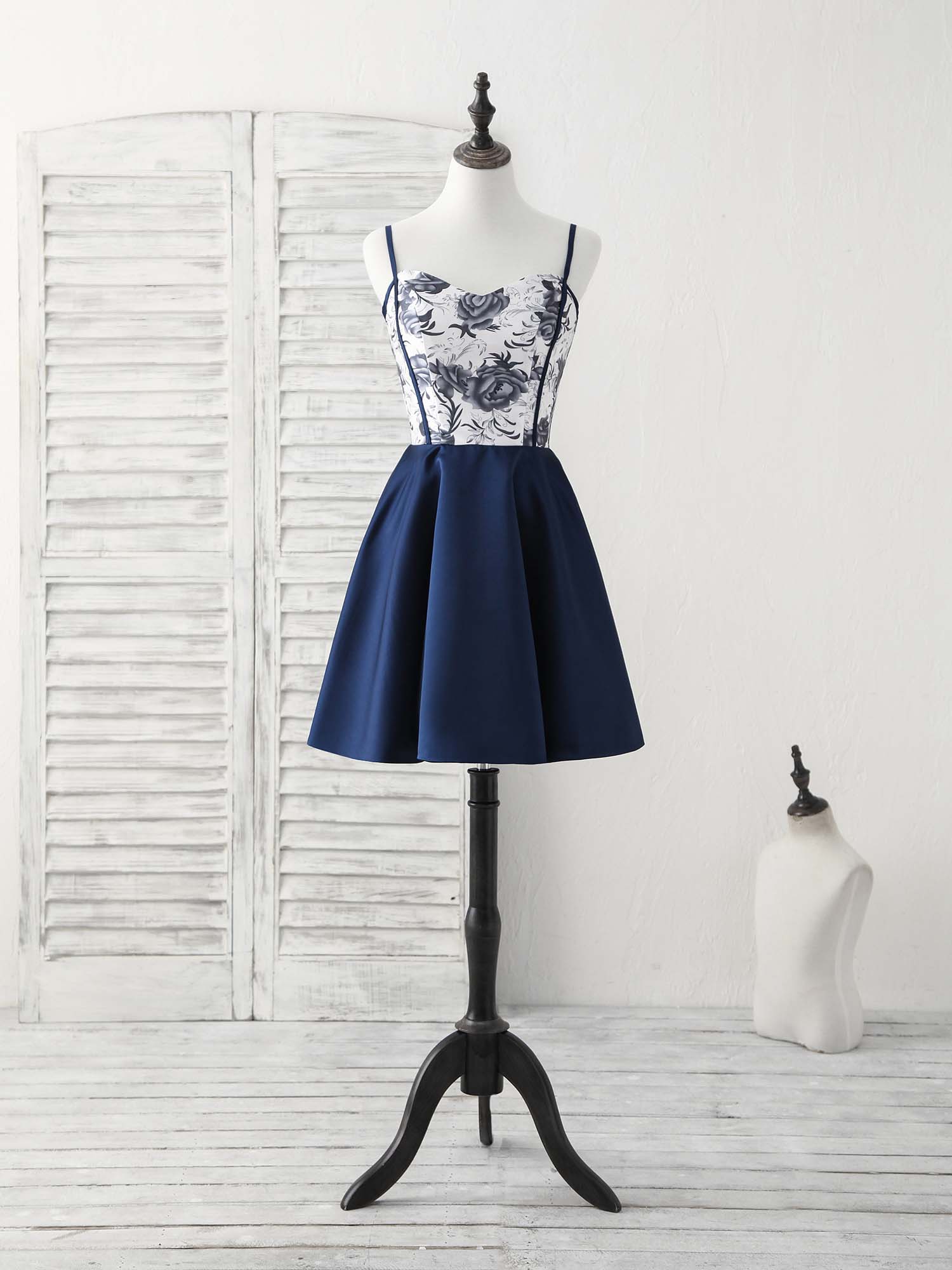 Simple Sweetheart Dark Blue Short Prom Dress Outfits For Women Blue Homecoming Dress