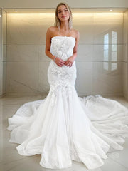 Mermaid Strapless Cathedral Train Tulle Wedding Dresses For Black girls With Appliques Lace