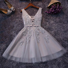 Tulle A-line V-neck Knee-length Lace Short Prom Dresses For Black girls For Women,Homecoming Dress Outfits For Women with Applique