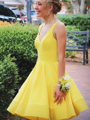 V Neck Short Yellow Prom Dresses For Black girls For Women, Short Yellow V Neck Graduation Homecoming Dresses