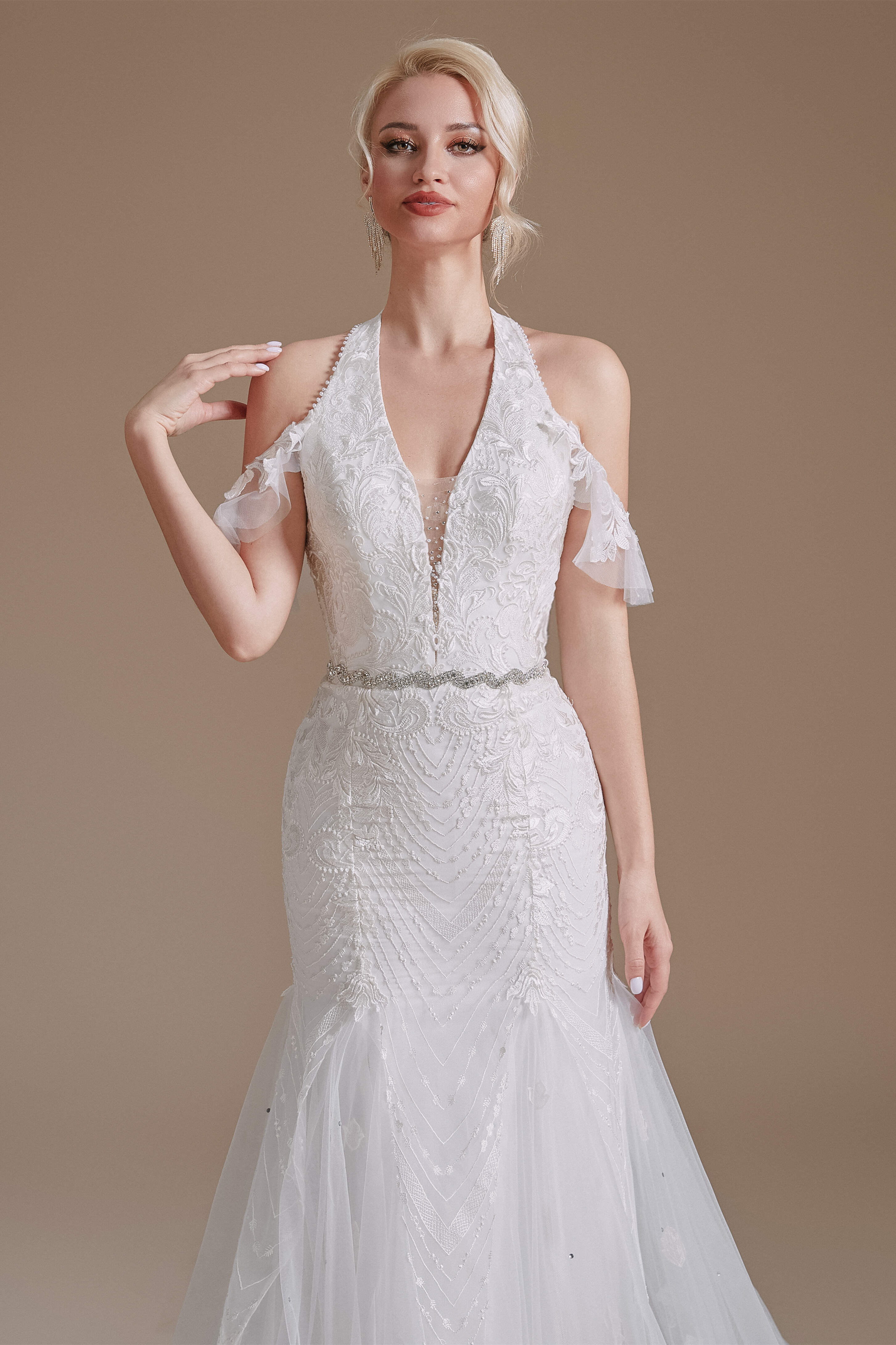 V-Neck Sleeveless Lace With Train Off The Shoulder Tulle Wedding Dresses