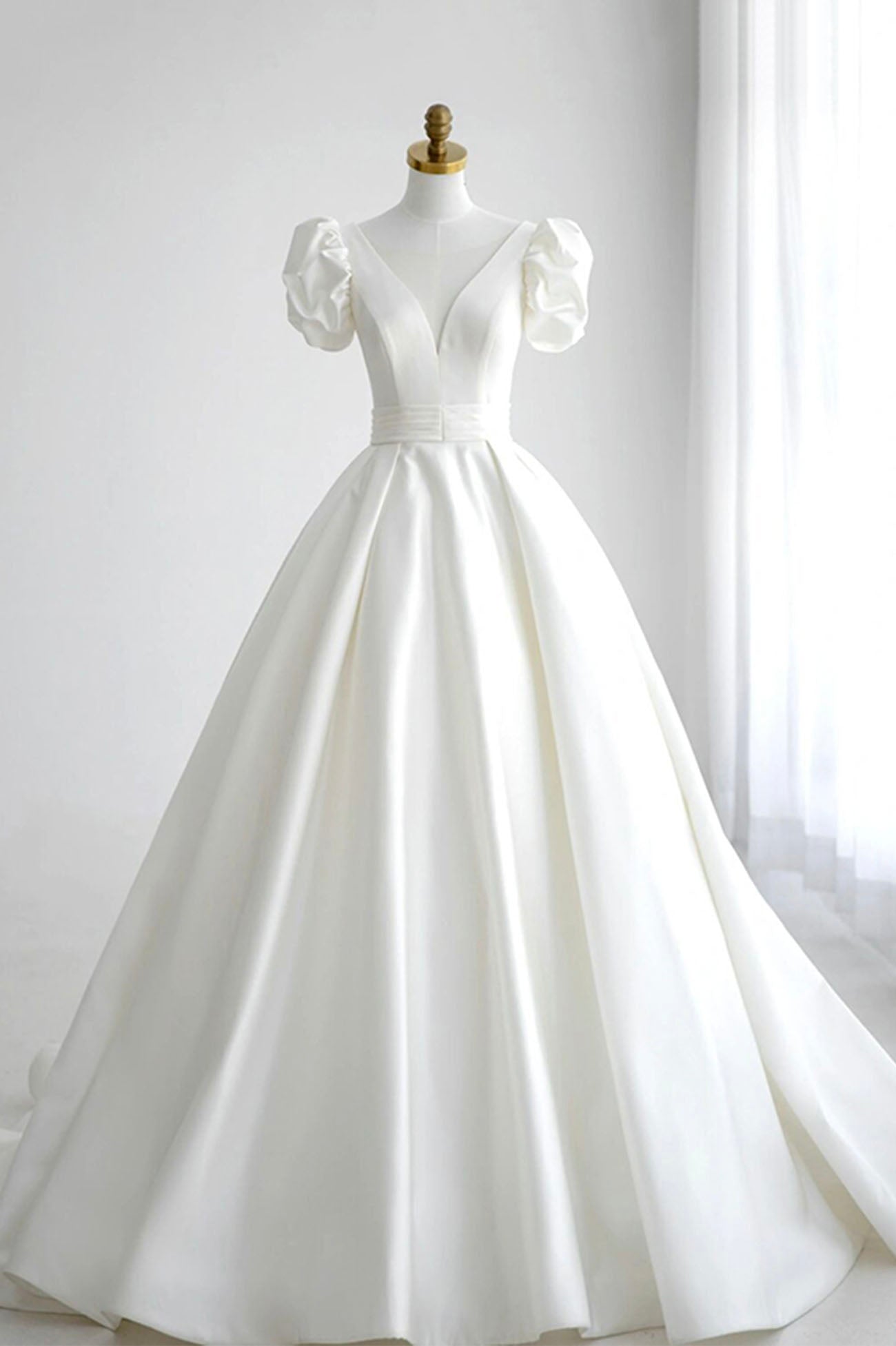 White V-Neck Satin Long Prom Dress Outfits For Girls, A-Line Short Sleeve Formal Dress