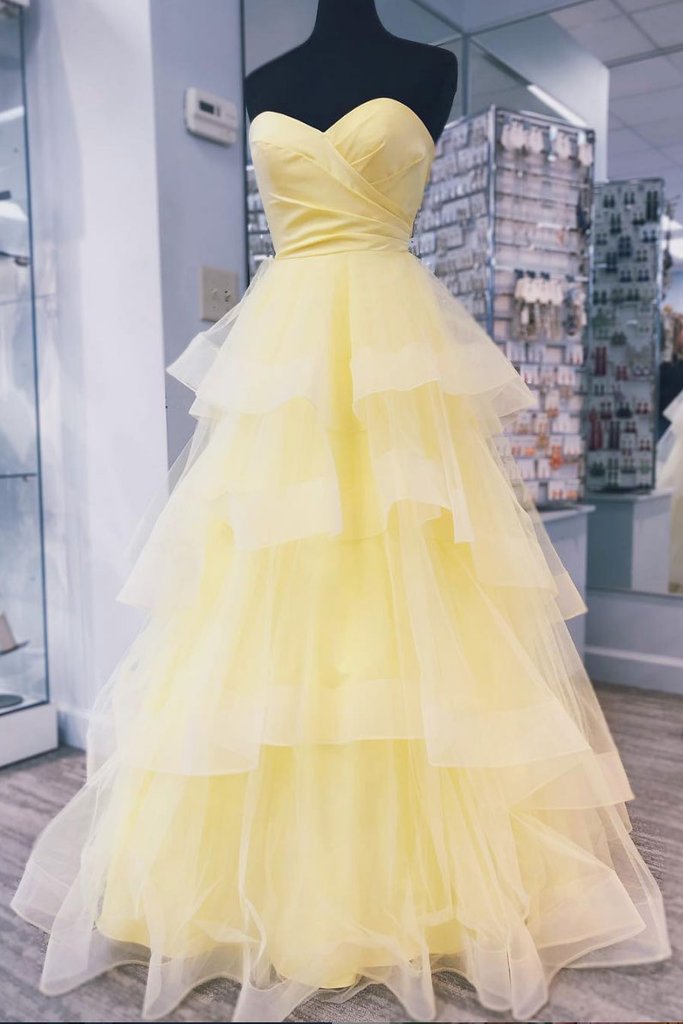 Yellow Sweetheart Tulle Long Prom Dress Outfits For Women With Layered Graduation Gown